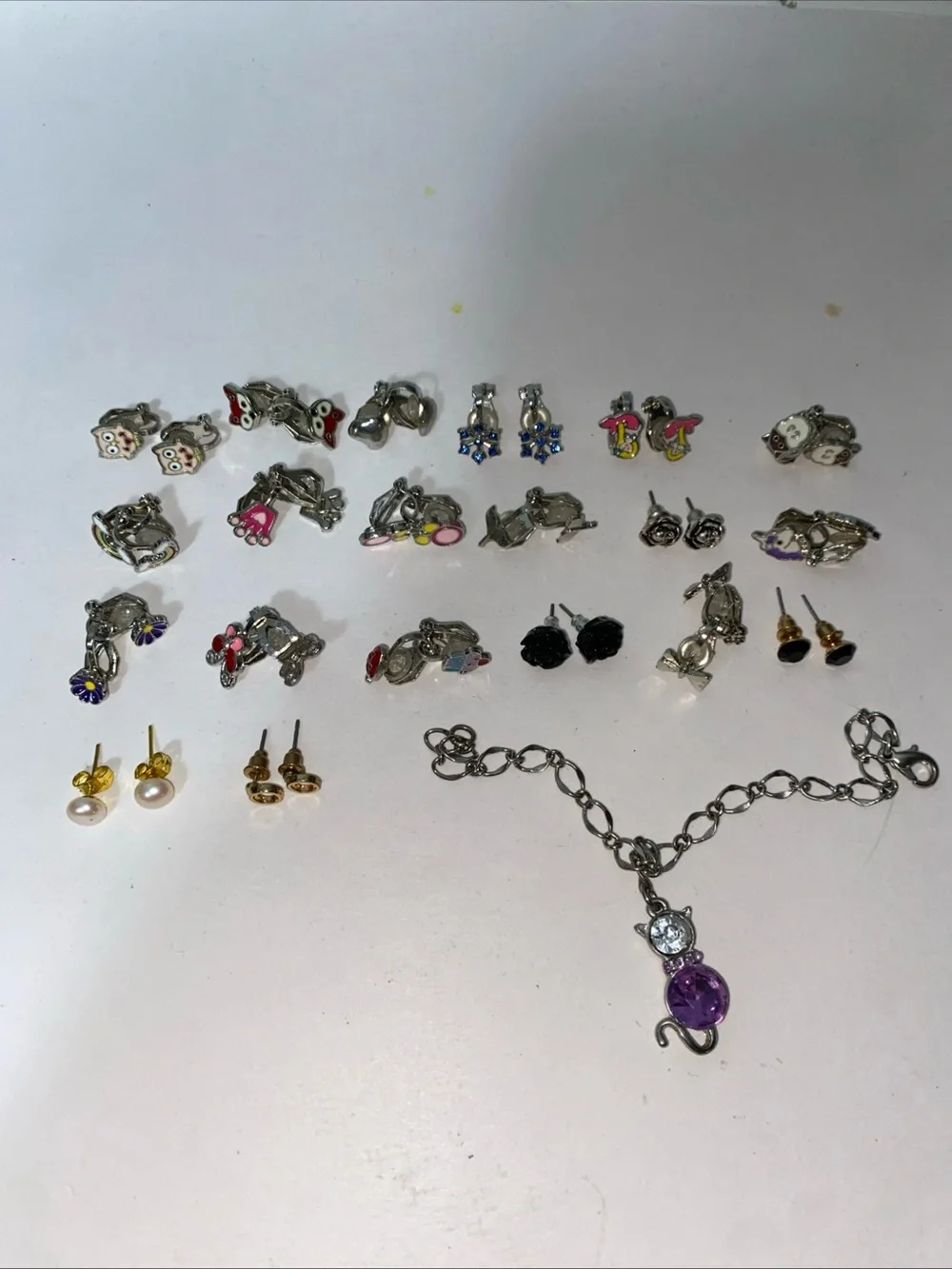 Lot of 20 vintage girls' clip-on stud earrings
